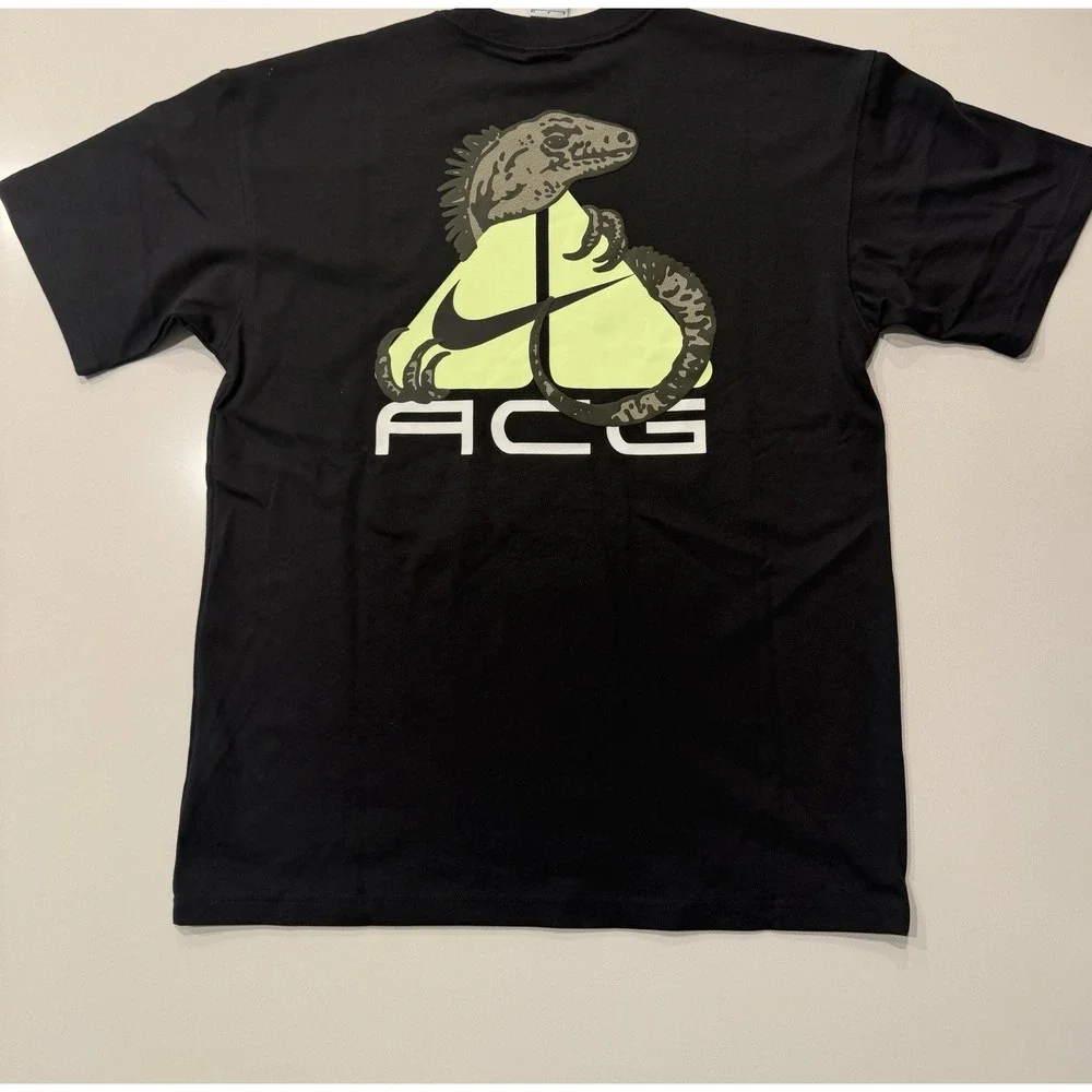 Nike wearing tee